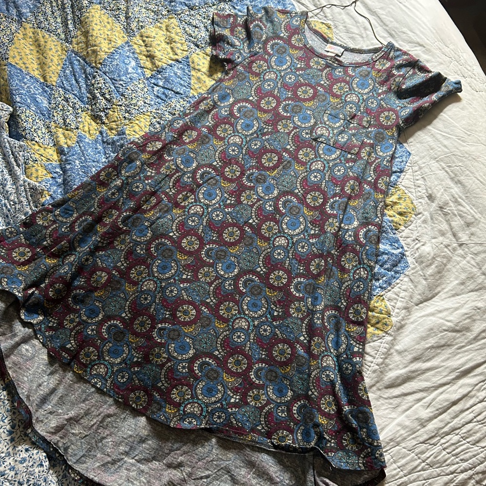 Size XXS LulaRoe Carly dress